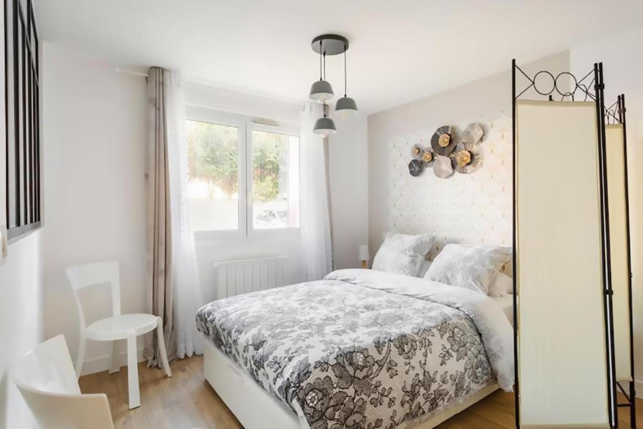 Le Pourpre Apartment Chelles  Bagian luar foto